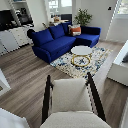 Nest Apartment *